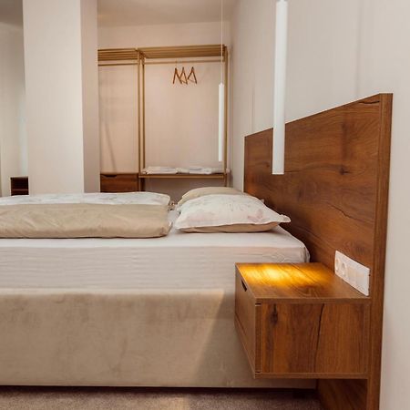 Hotel Marina Home ปรีเยดอร์ ภายนอก รูปภาพ