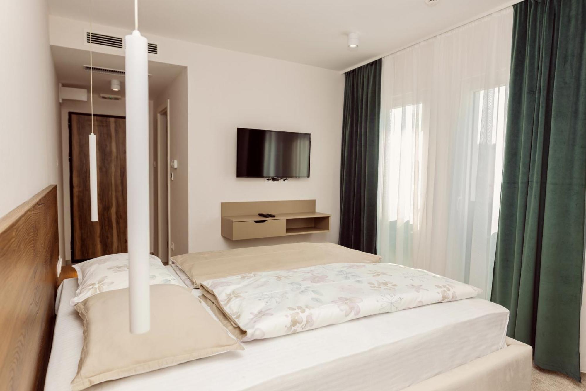 Hotel Marina Home ปรีเยดอร์ ภายนอก รูปภาพ